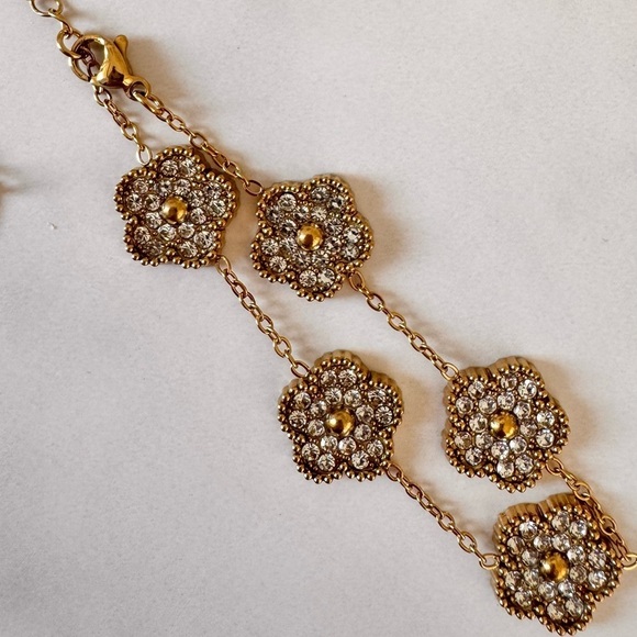 Gold-Toned Stainless Steel Stones Flower Motif Bracelet - Picture 4 of 4